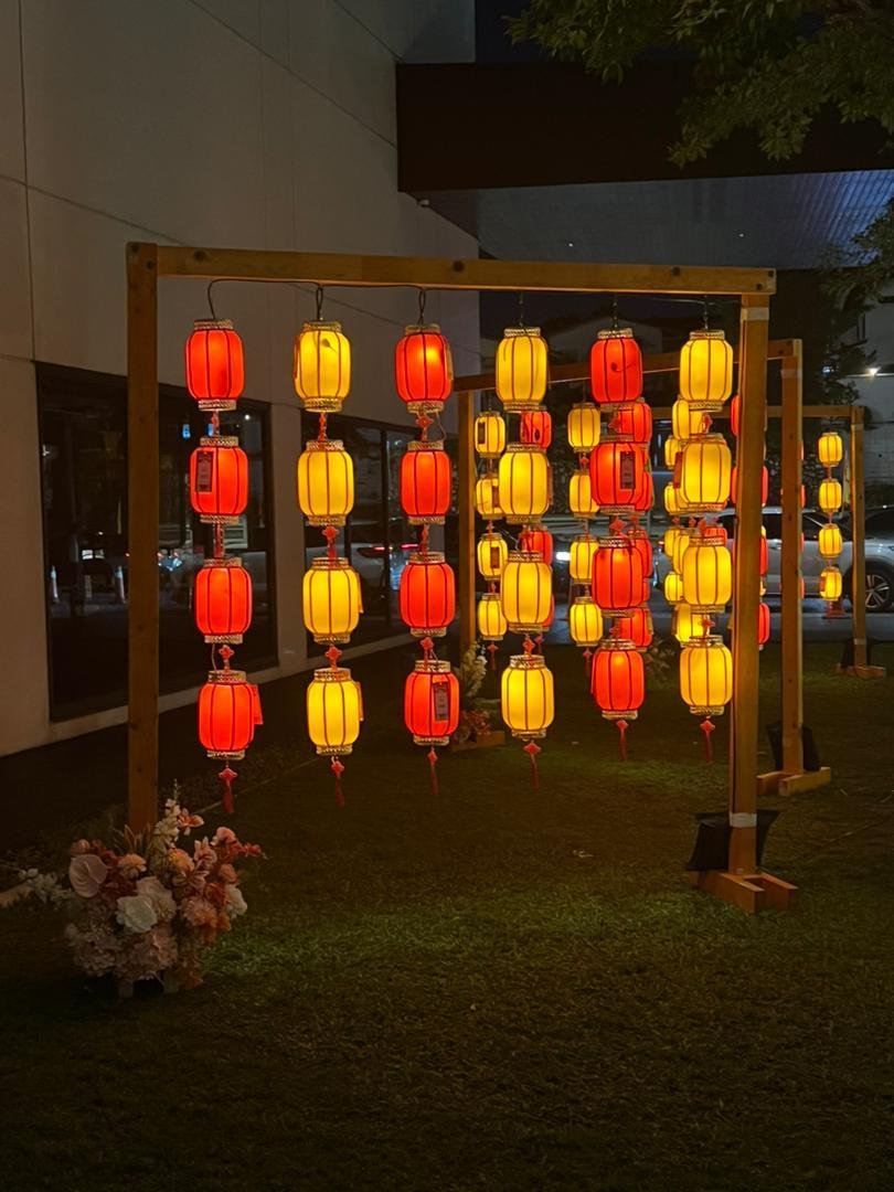 Mid-Autumn Decor