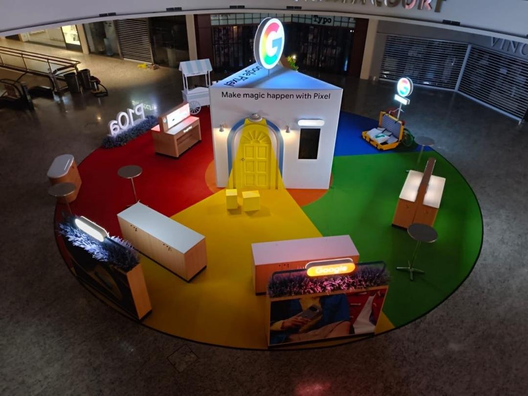 Roadshow Decor